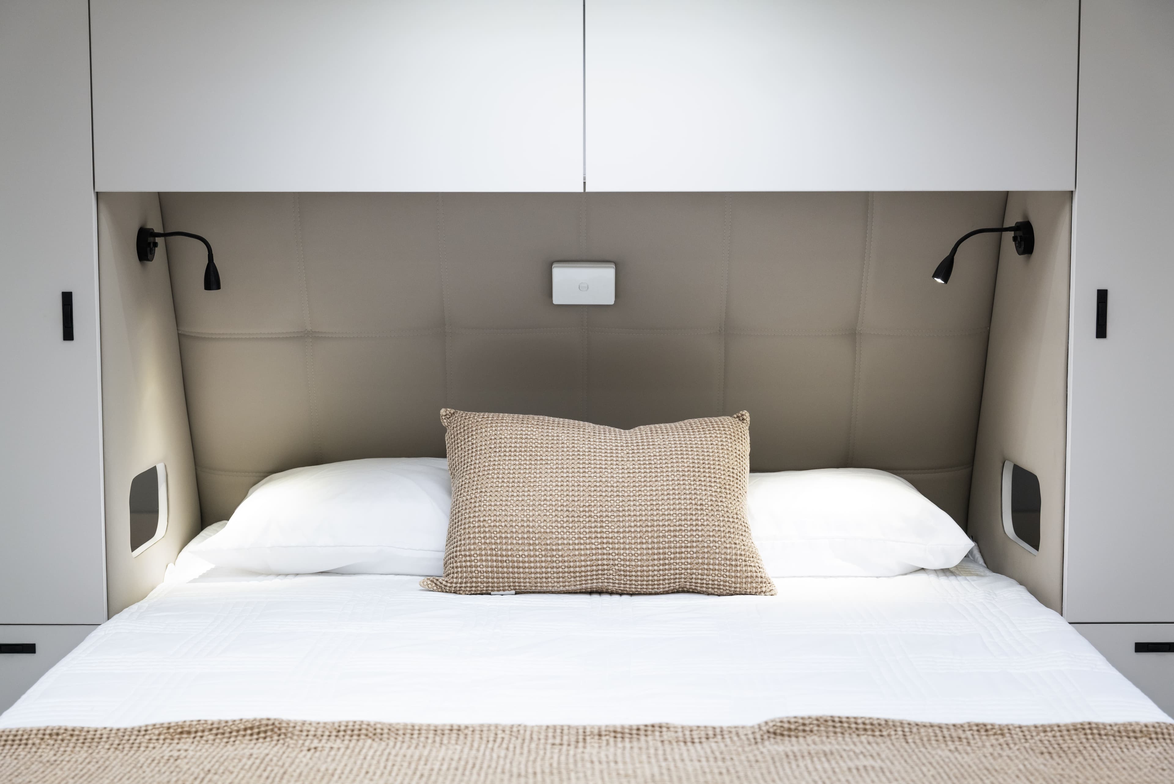 MASTER BED