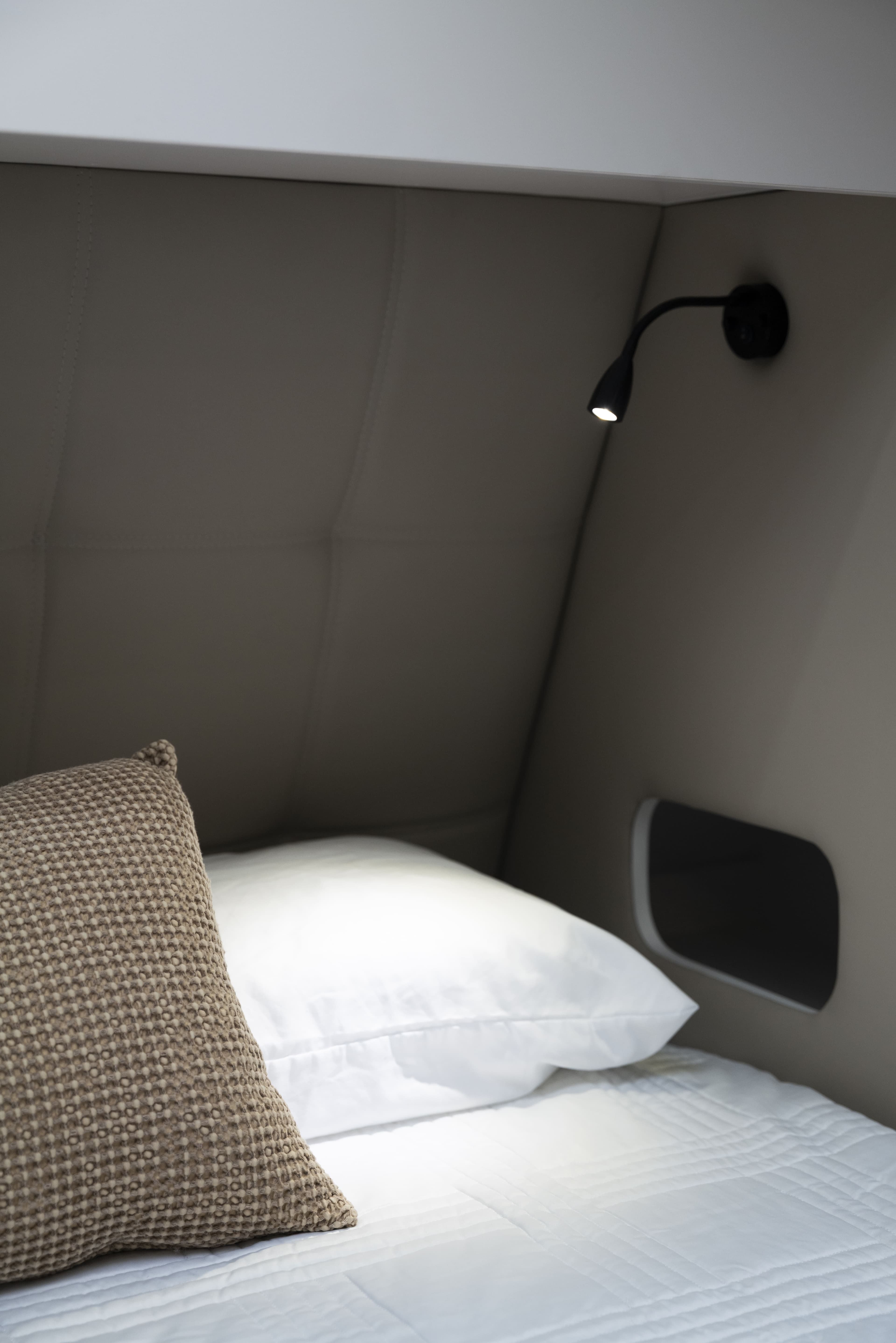 Trailblazer 19'6 Couples interior photo