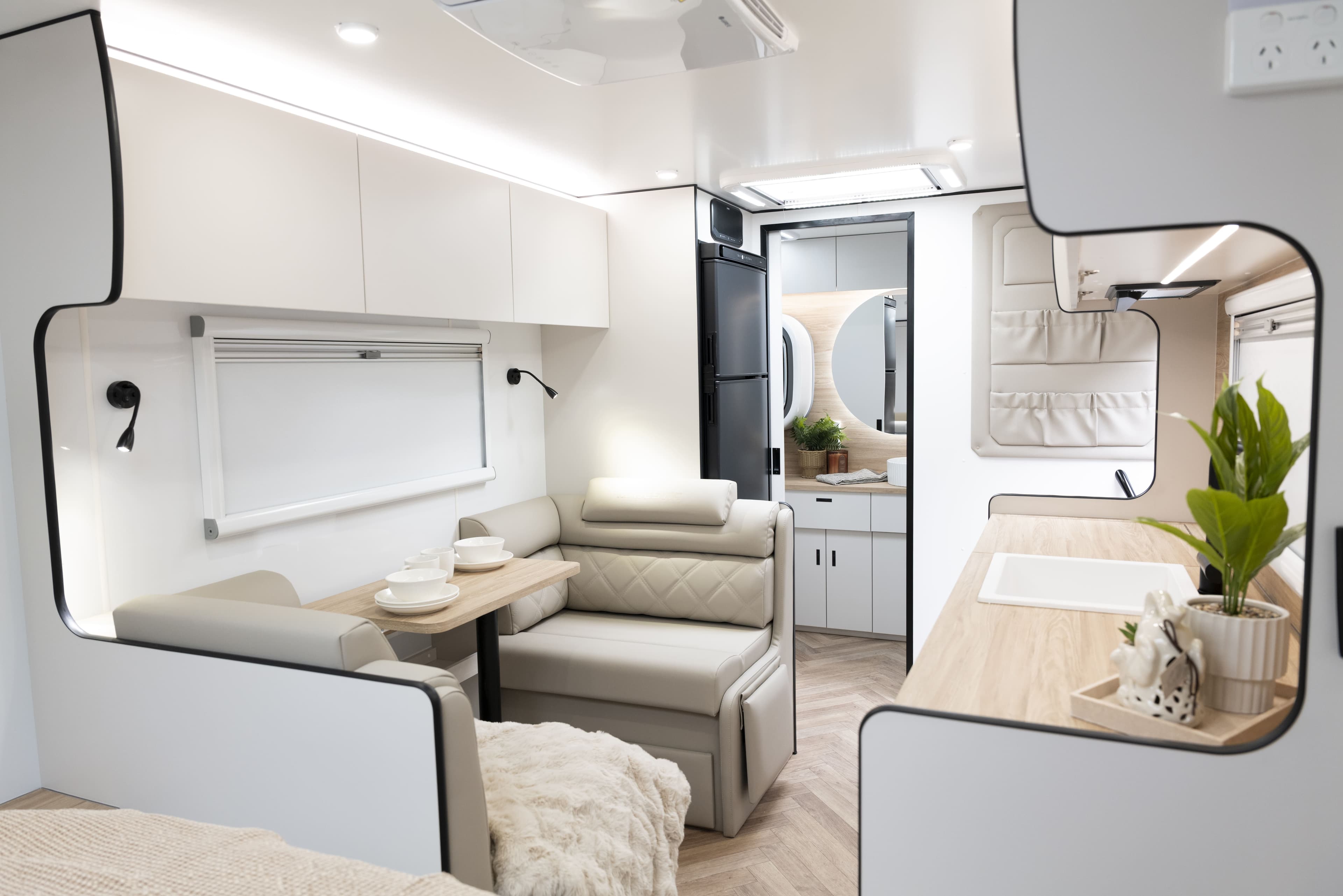 Trailblazer 19'6 Couples interior photo